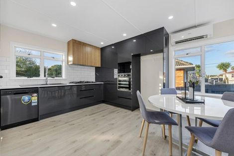 Photo of property in 3 Mountfort Street, Manurewa, Auckland, 2102