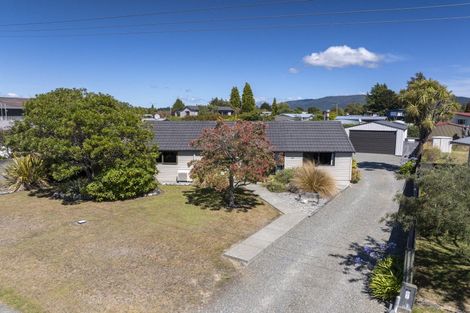 Photo of property in 25 Howden Street, Te Anau, 9600