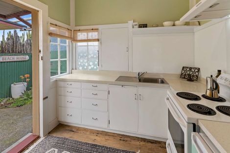 Photo of property in 20 Seafront Road, Castlecliff, Whanganui, 4501