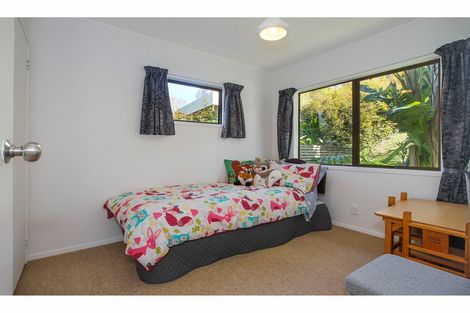 Photo of property in 1/964 Beach Road, Torbay, Auckland, 0630