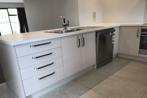 Photo of property in 2/34 John Campbell Crescent, Hillmorton, Christchurch, 8024