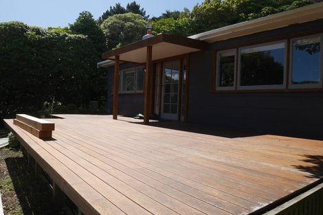 Photo of property in 82 Cluny Road, Plimmerton, Porirua, 5026