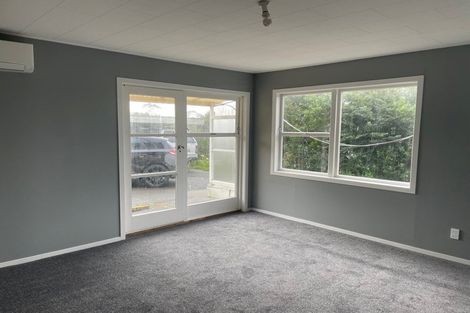 Photo of property in 68 Gladstone Road, Northcote, Auckland, 0627