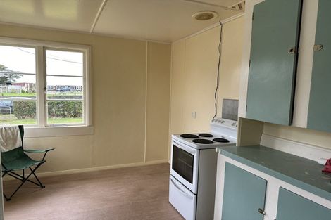 Photo of property in 18 Egmont Street, Kaponga, Hawera, 4679