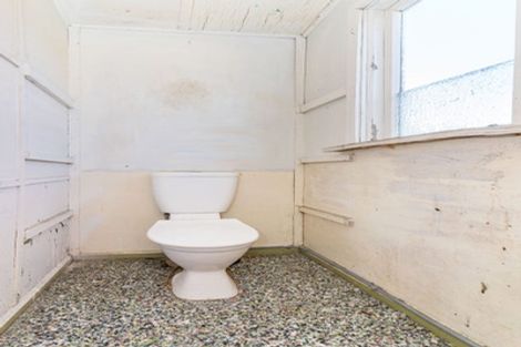 Photo of property in 19 Melbourne Street, South Dunedin, Dunedin, 9012