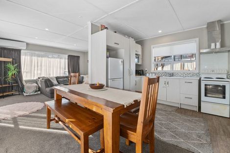 Photo of property in 140 Clayton Road, Mangakakahi, Rotorua, 3015