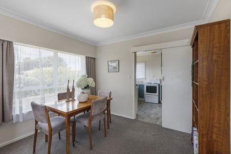Photo of property in 3/10 Shakespeare Road, Milford, Auckland, 0620