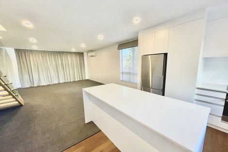 Photo of property in 4/210 Karori Road, Karori, Wellington, 6012