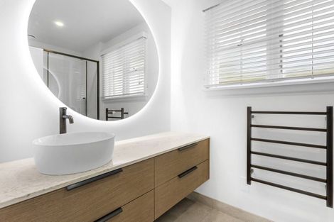 Photo of property in 16a Queens Avenue, Merivale, Christchurch, 8014