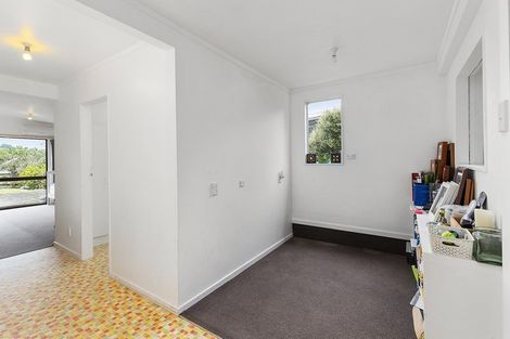 Photo of property in 24 Eskdale Road, Papakowhai, Porirua, 5024
