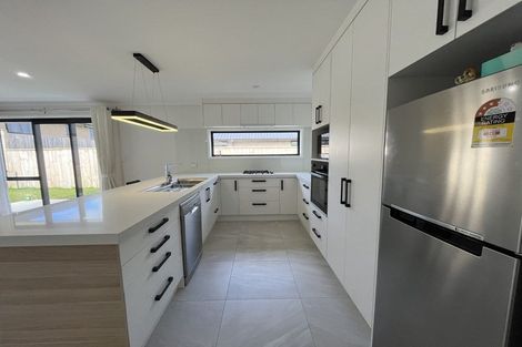 Photo of property in 33a Leathem Crescent, Pokeno, 2402