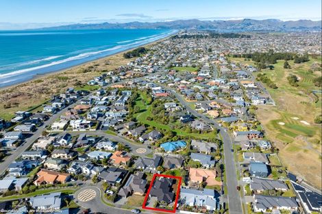 Photo of property in 4 Sandpiper Place, Waimairi Beach, Christchurch, 8083