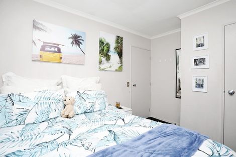 Photo of property in 16 Hoffman Court, Waikiwi, Invercargill, 9810