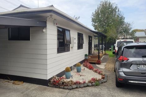 Photo of property in 2/256 Porchester Road, Takanini, 2112