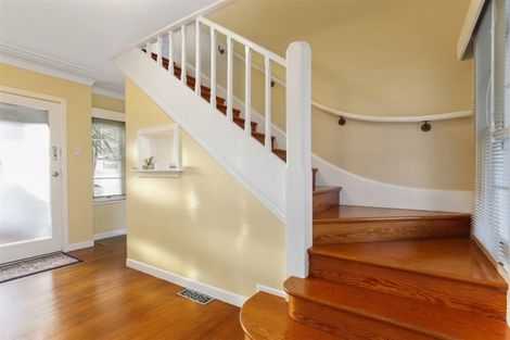 Photo of property in 35 Princes Street, Northcote Point, Auckland, 0627