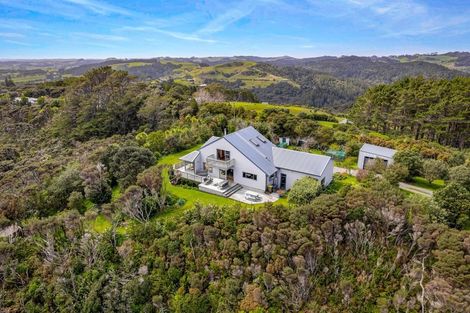 Photo of property in 66 Constable Road, Muriwai, Waimauku, 0881