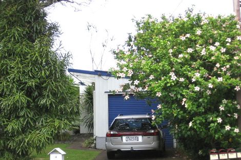 Photo of property in 4 Wesley Avenue, Mount Albert, Auckland, 1025