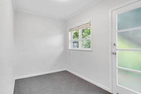 Photo of property in 1/17 Wheturangi Road, Greenlane, Auckland, 1051