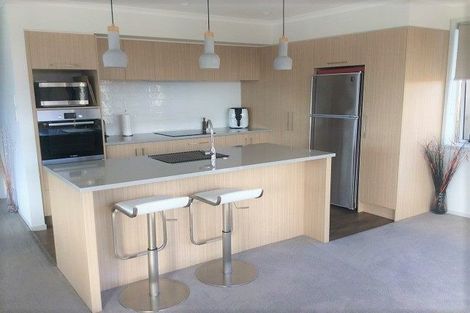 Photo of property in 80 Cassinia Close, Papamoa Beach, Papamoa, 3118