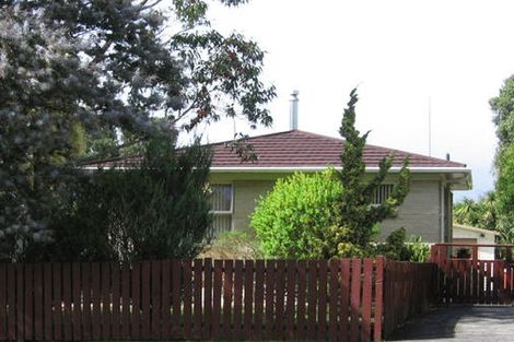 Photo of property in 19 Spence Road, Henderson, Auckland, 0612
