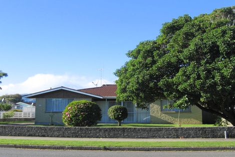 Photo of property in 40a Te Rauparaha Street, Otaki, 5512