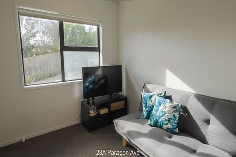 Photo of property in 28 Paragon Avenue, Beach Haven, Auckland, 0626