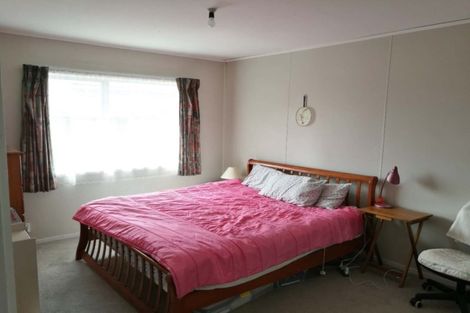 Photo of property in 3/29 Garelja Road, Henderson, Auckland, 0612