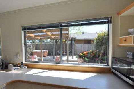 Photo of property in 6a Campbell Court, Pauanui, Hikuai, 3579