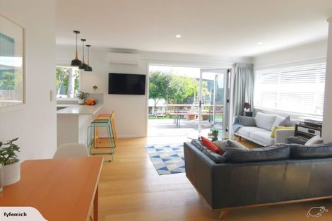 Photo of property in 25b Lidcombe Place, Avondale, Auckland, 1026