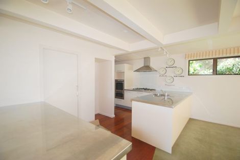 Photo of property in 3 Sarah Way, Crofton Downs, Wellington, 6035