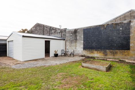 Photo of property in 31 Lombard Street, Palmerston North, 4410