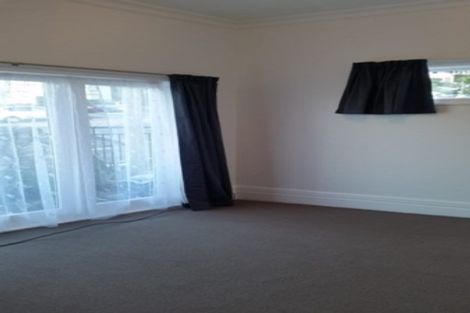 Photo of property in 20 Todman Street, Brooklyn, Wellington, 6021