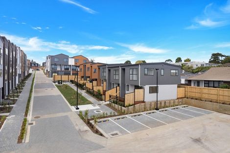 Photo of property in 6 Raupeti Lane, Henderson, Auckland, 0612