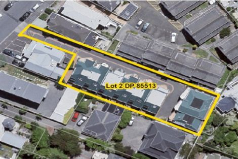 Photo of property in Vein & Skin, 38a Roxburgh Street, Mount Victoria, Wellington, 6011