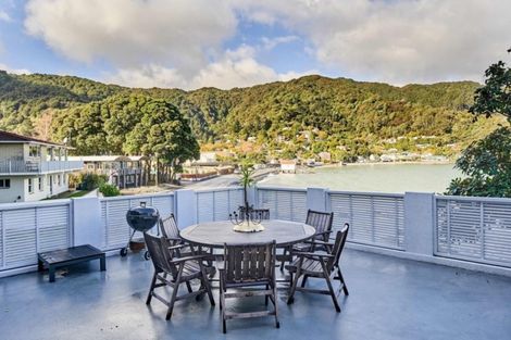 Photo of property in 202 Marine Drive, Lowry Bay, Lower Hutt, 5013