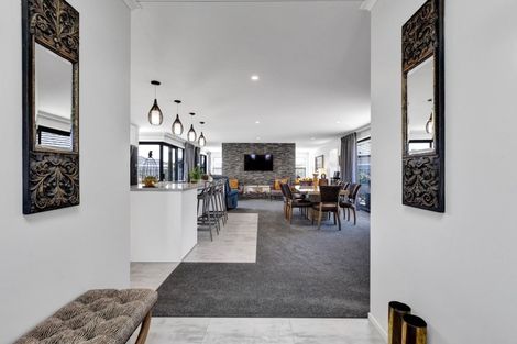 Photo of property in 3 Tupare Place, Highlands Park, New Plymouth, 4312