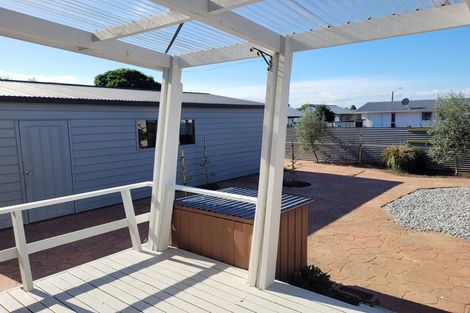 Photo of property in 18 Scott Drive, Flaxmere, Hastings, 4120