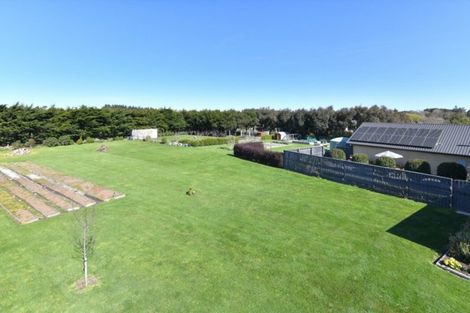 Photo of property in 8 Mclean Road, Leithfield, Amberley, 7481