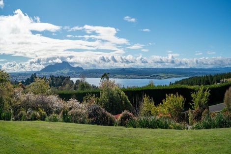 Photo of property in 46 Blue Ridge Drive, Acacia Bay, Taupo, 3385