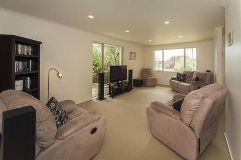 Photo of property in 27 Carol Lee Place, Albany Heights, Auckland, 0632