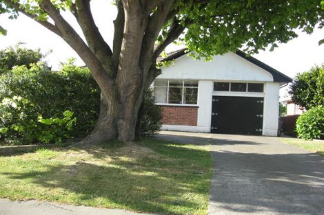 Photo of property in 39 Acacia Avenue, Upper Riccarton, Christchurch, 8041