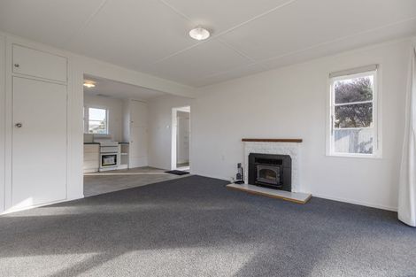 Photo of property in 20 Blake Street, Porangahau, 4293