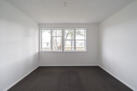 Photo of property in 2 Butler Place, Fairfield, Hamilton, 3214