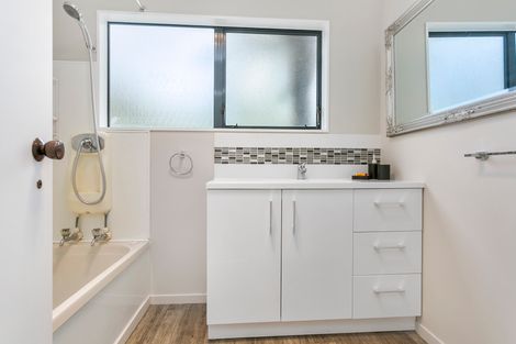 Photo of property in 33 Hillcrest Street, Tirau, 3410