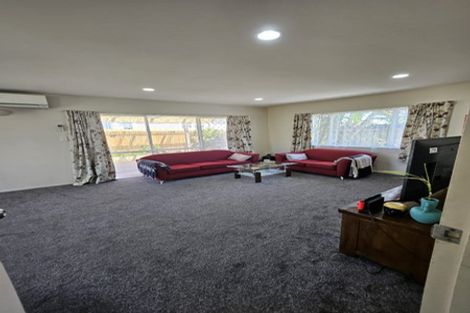 Photo of property in 42a Denbigh Avenue, Mount Roskill, Auckland, 1041