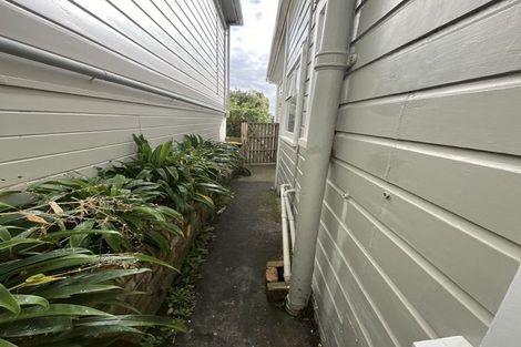 Photo of property in 22 Lawrence Street, Newtown, Wellington, 6021