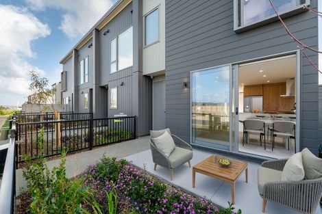 Photo of property in 4 Wintergarden Avenue, Rosehill, 2113