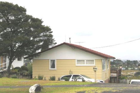 Photo of property in 267 Sunset Road, Sunnynook, Auckland, 0632