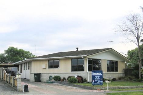 Photo of property in 6 Hamlin Place, Greenmeadows, Napier, 4112