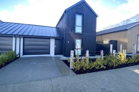 Photo of property in 2 Chapman Way, Jacks Point, 9371